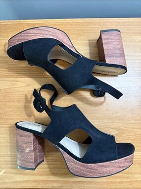 LifeStride Audra Black Faux Suede Platform Sandals with Wood-Effect Block Heel